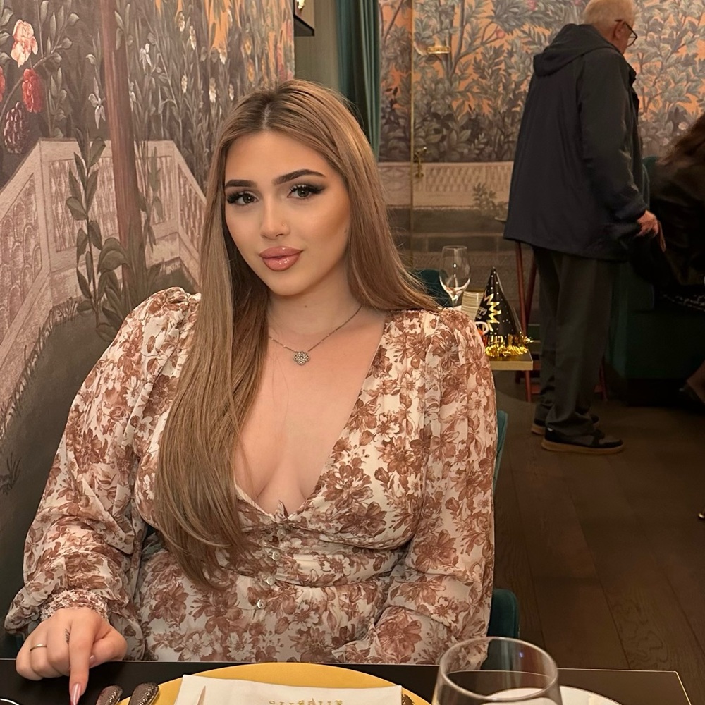 Meet your Posher, Natalie